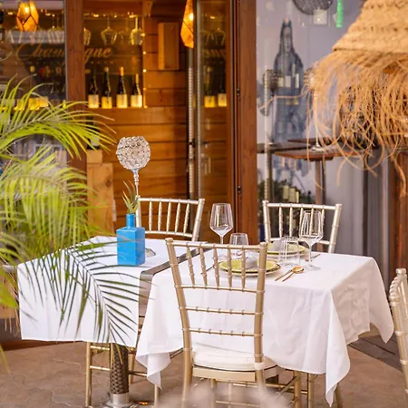 Luxury Guest House_opus One District de Faro